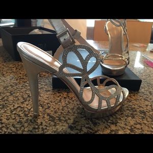 Pelle Moda Dress Sandals